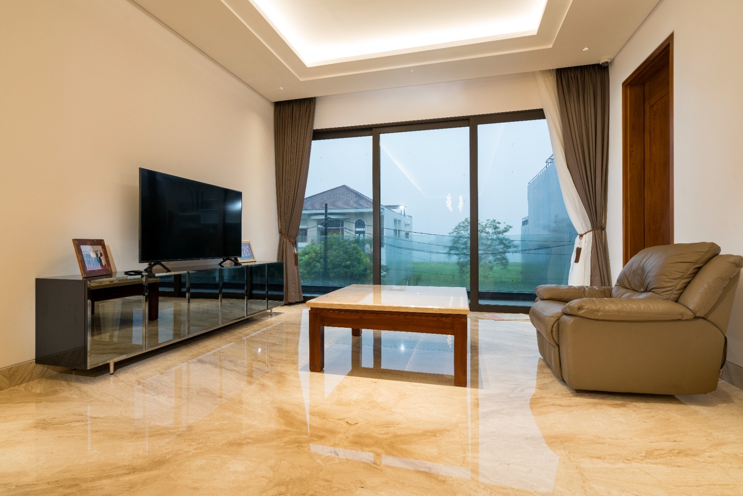 luxury sliding door