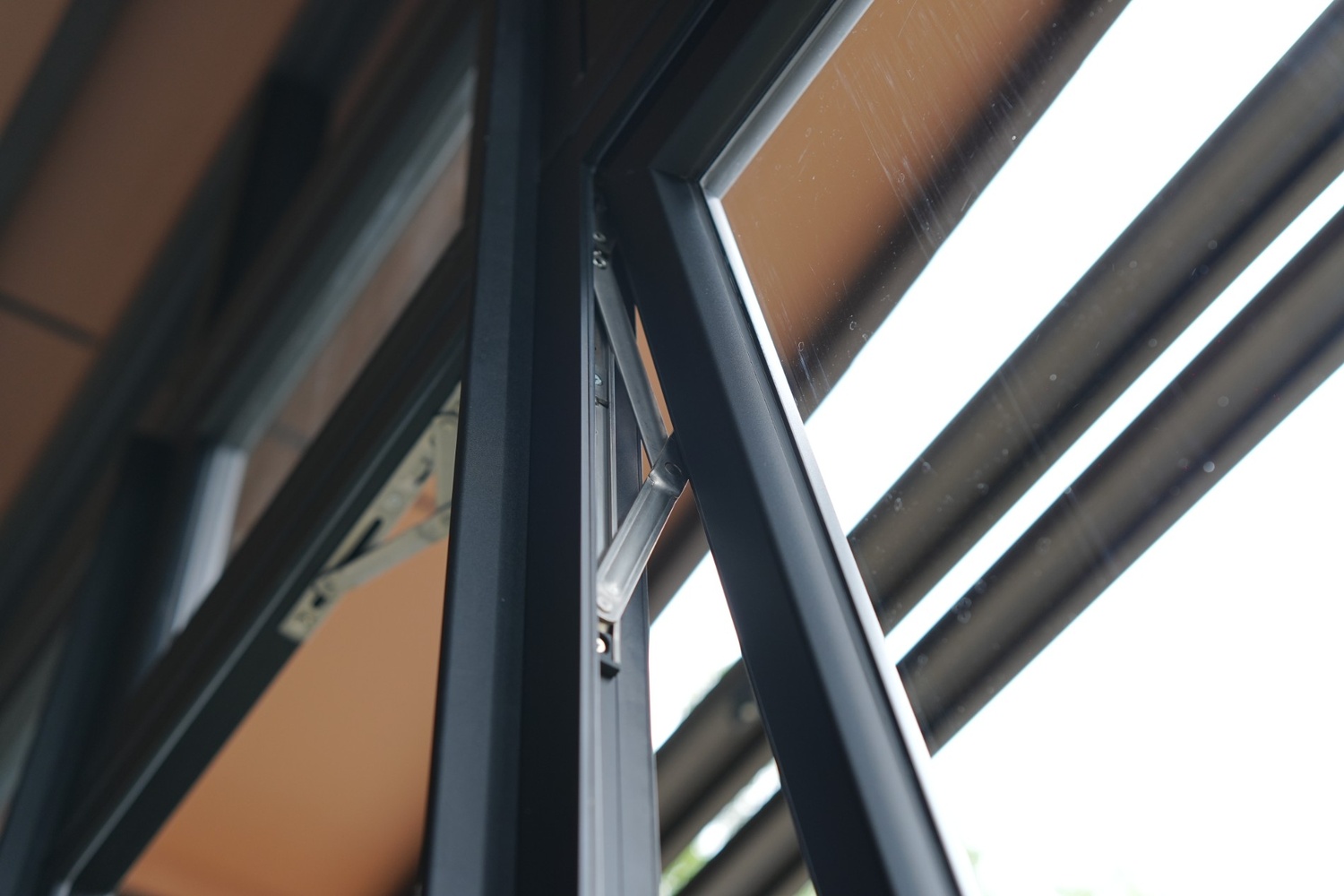 cleaning casement